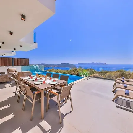 Sky Line וילה קס