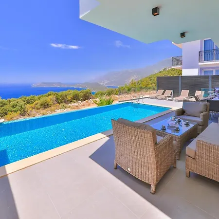 Sky Line - Private Pool - Panoramic Sea View Kaş